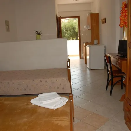 Medousa Aparthotel Kriopigi