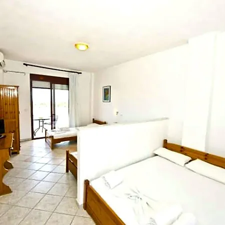 Medousa Aparthotel 3*
