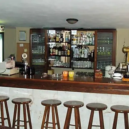 Medousa Apartahotel