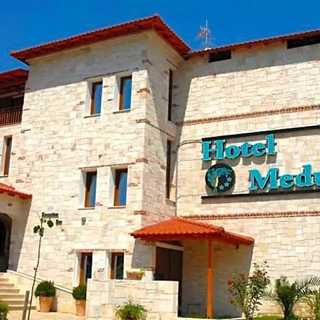Medousa Apartahotel 3*