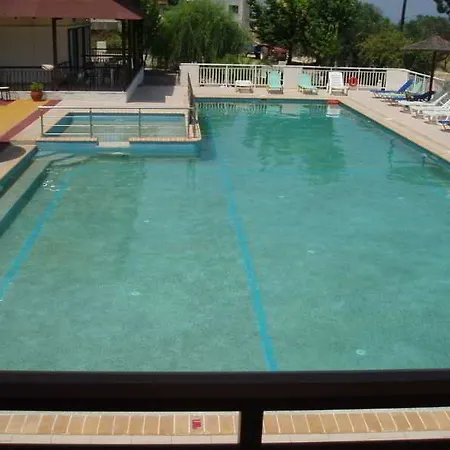 Apartahotel Medousa Kriopigi