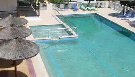 Medousa Apartahotel Kriopigi