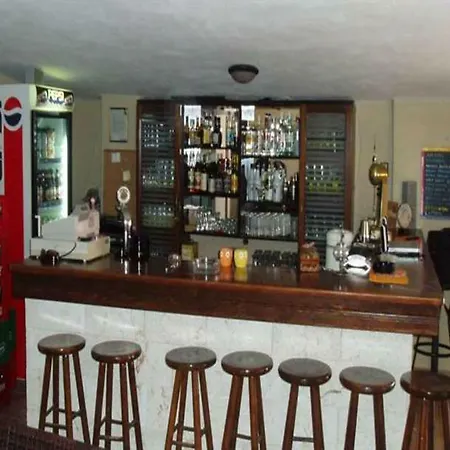 アパートホテル Medousa 3*