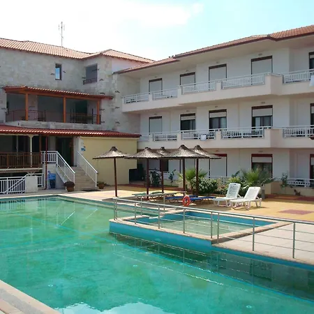 アパートホテル Medousa 3*